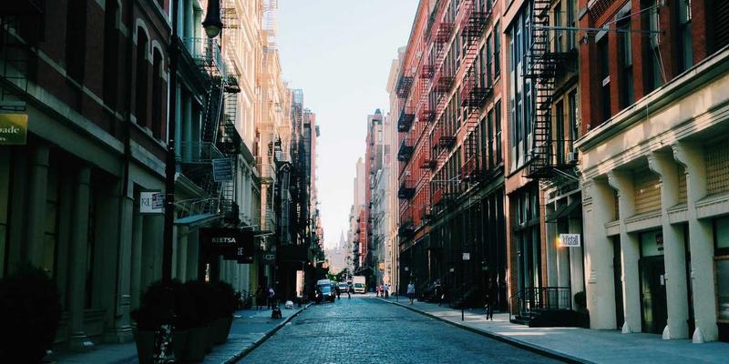 新兴市场主权债投资：嘉银债券解析高收益背后的国家风险与货币对冲策略